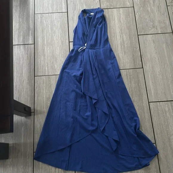 Calvin Klein high low size 6 blue dress. Halter style. - Picture 1 of 4